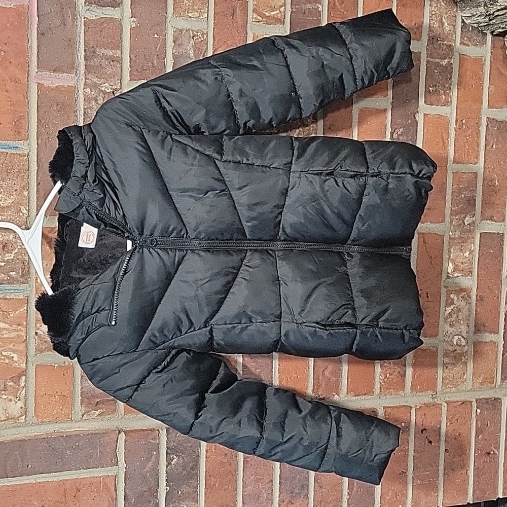 Kids black puffer jacket